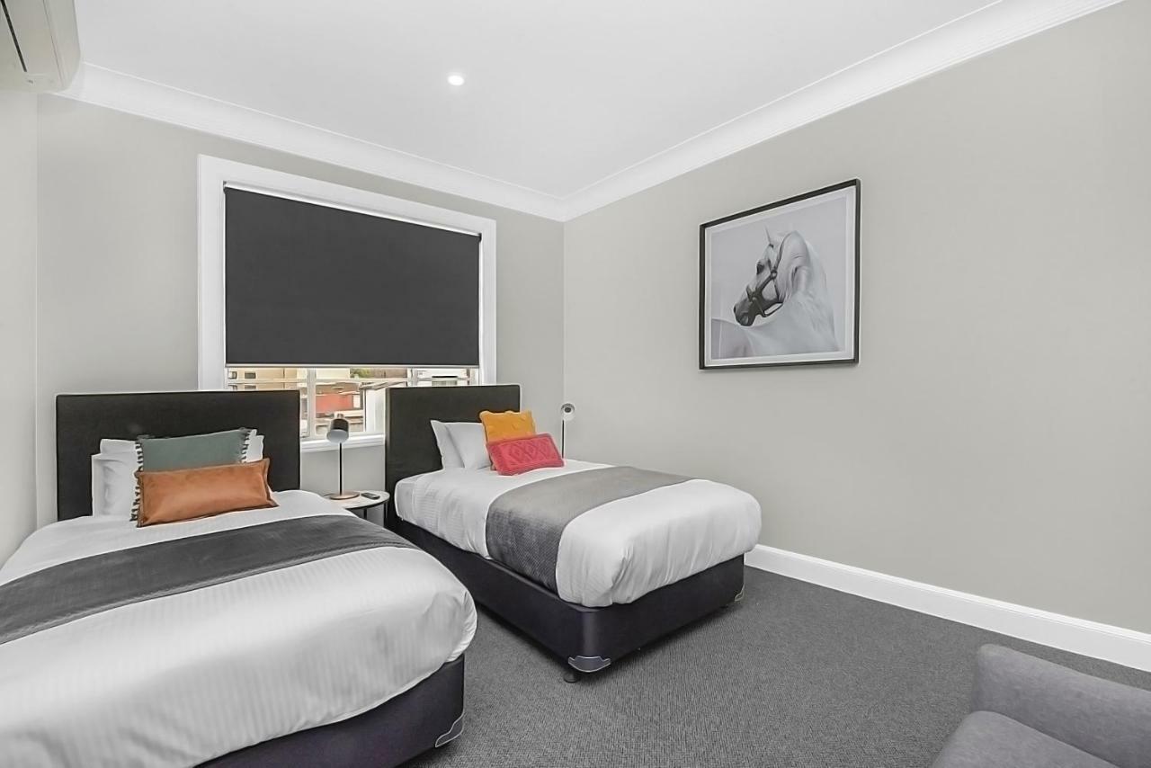 Horse And Jockey Hotel Homebush Сидни Екстериор снимка