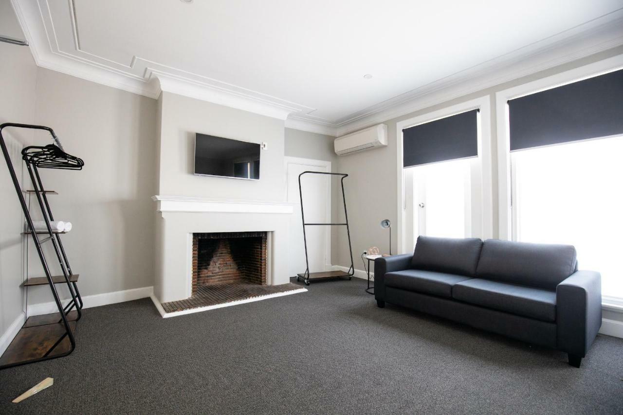Horse And Jockey Hotel Homebush Сидни Екстериор снимка